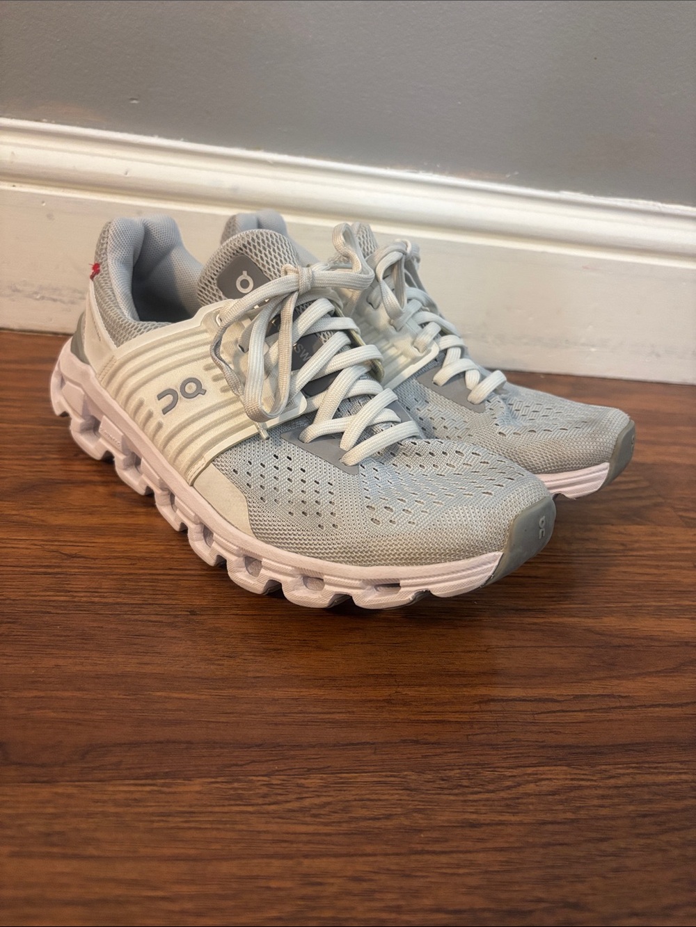 On Running Cloudswift Sneakers in Light Gray and White